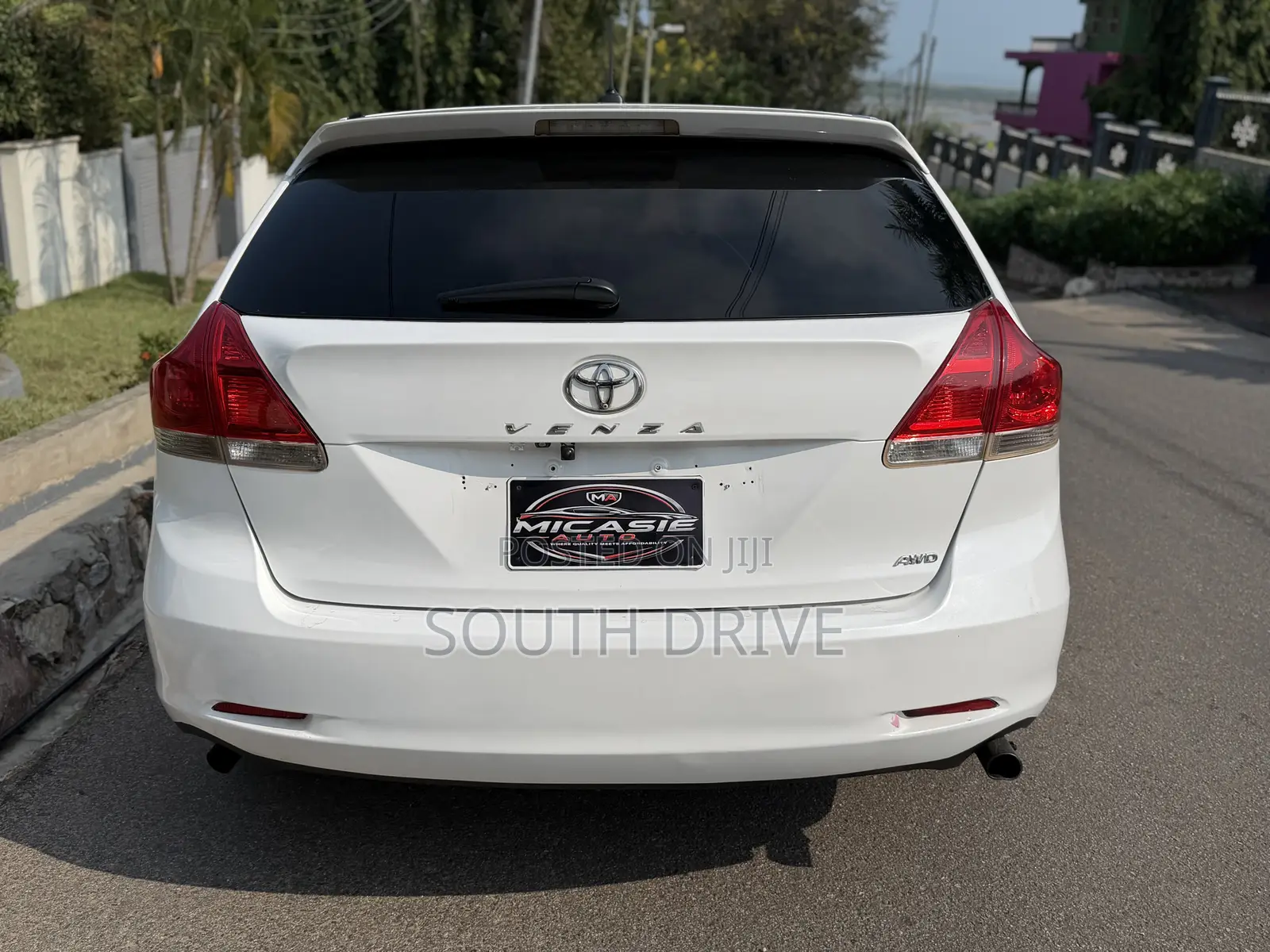 Toyota Venza AWD 2010 White
