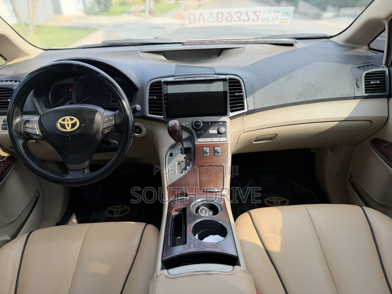 Toyota Venza AWD 2010 White