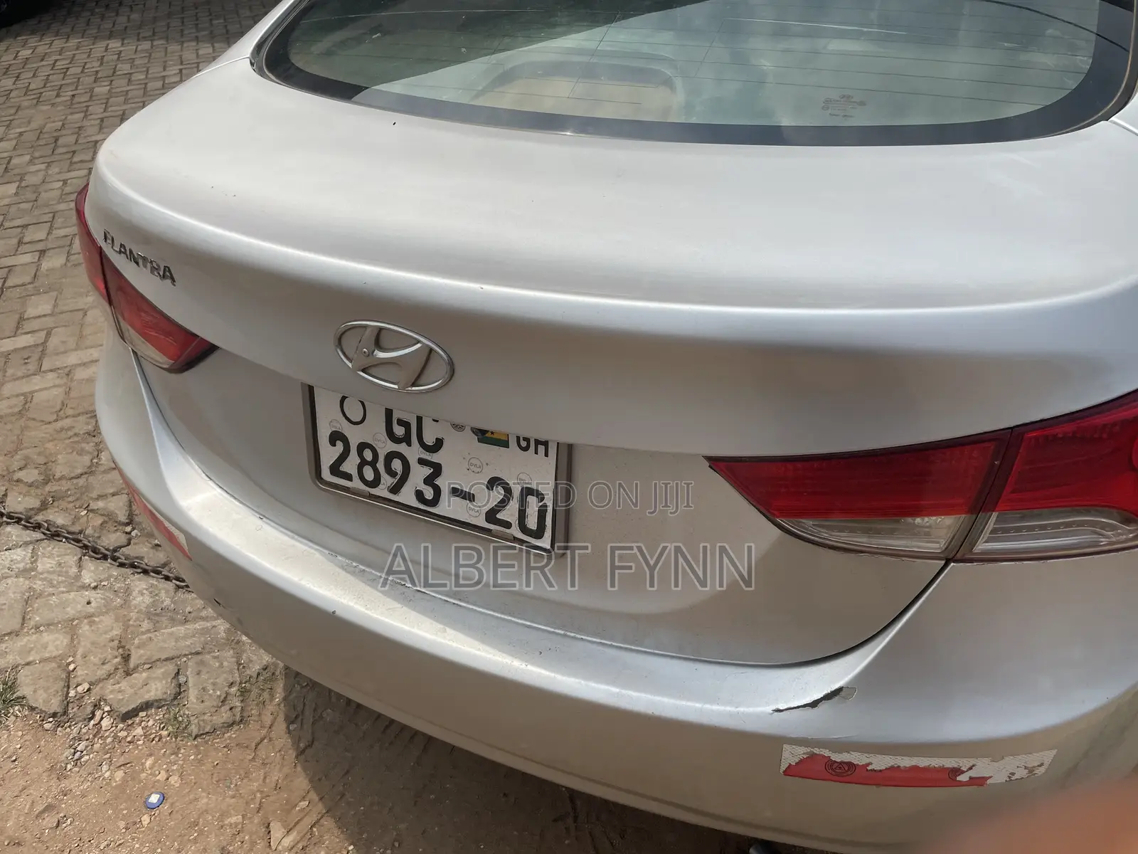 Hyundai Elantra 2011 Silver