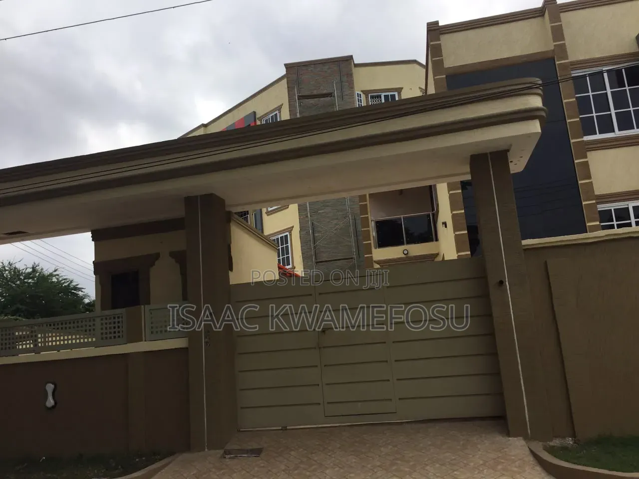 3bdrm Apartment in Dome Paraku Estate for rent