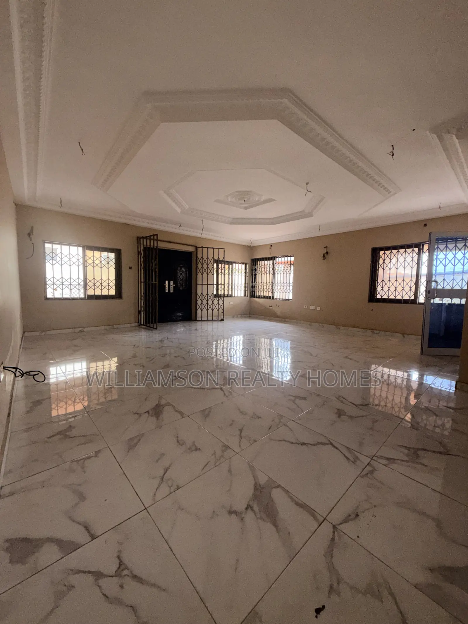 4bdrm House in Hfc Estate Area, Spintex for rent