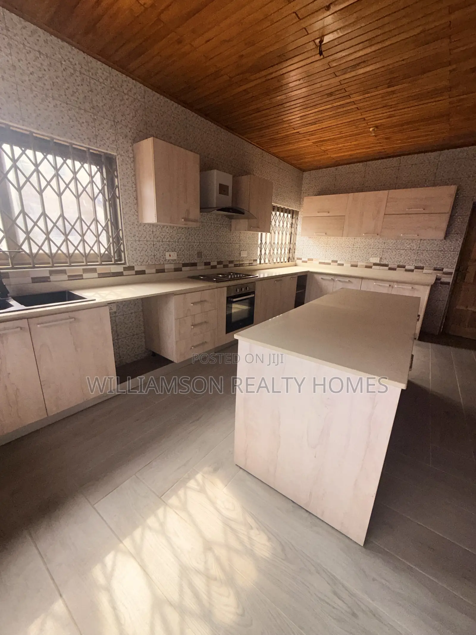 4bdrm House in Hfc Estate Area, Spintex for rent