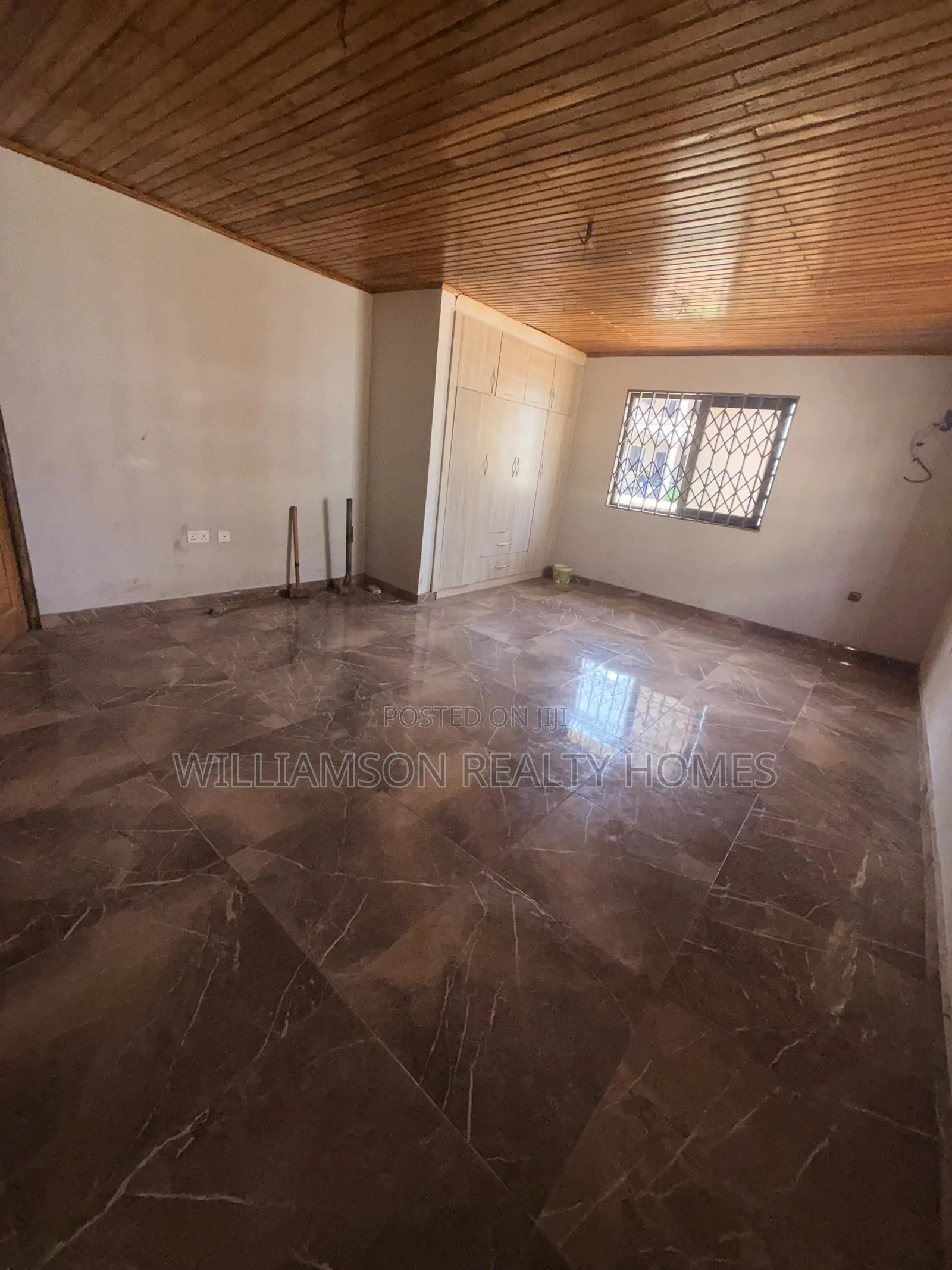 4bdrm House in Hfc Estate Area, Spintex for rent