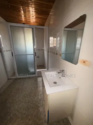 4bdrm House in Hfc Estate Area, Spintex for rent