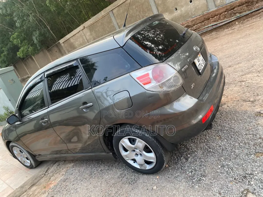 Toyota Matrix 2008 Gray