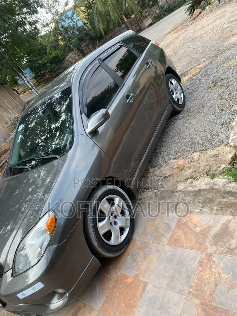 Toyota Matrix 2008 Gray