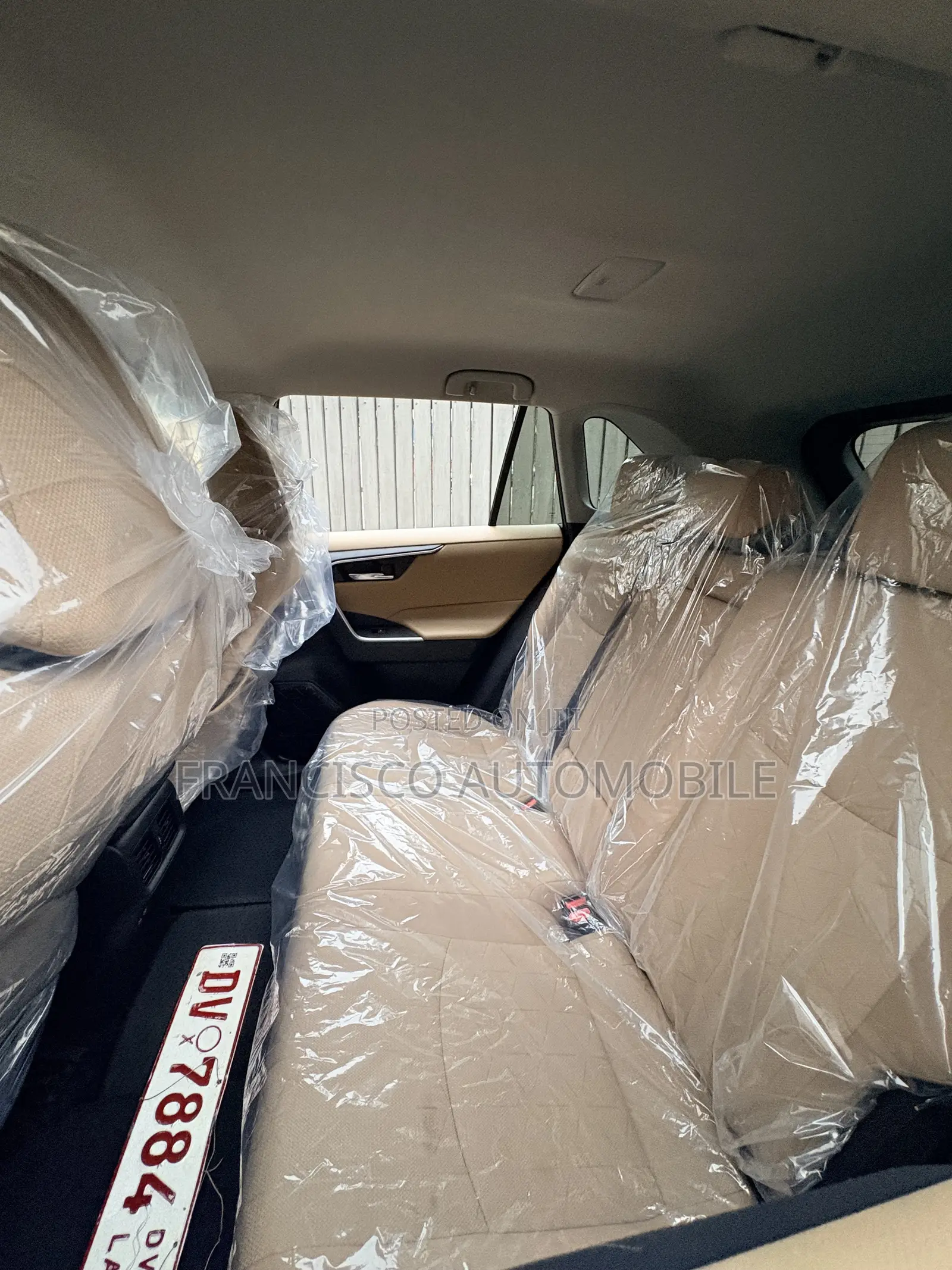 Toyota RAV4 XLE 2022 Black