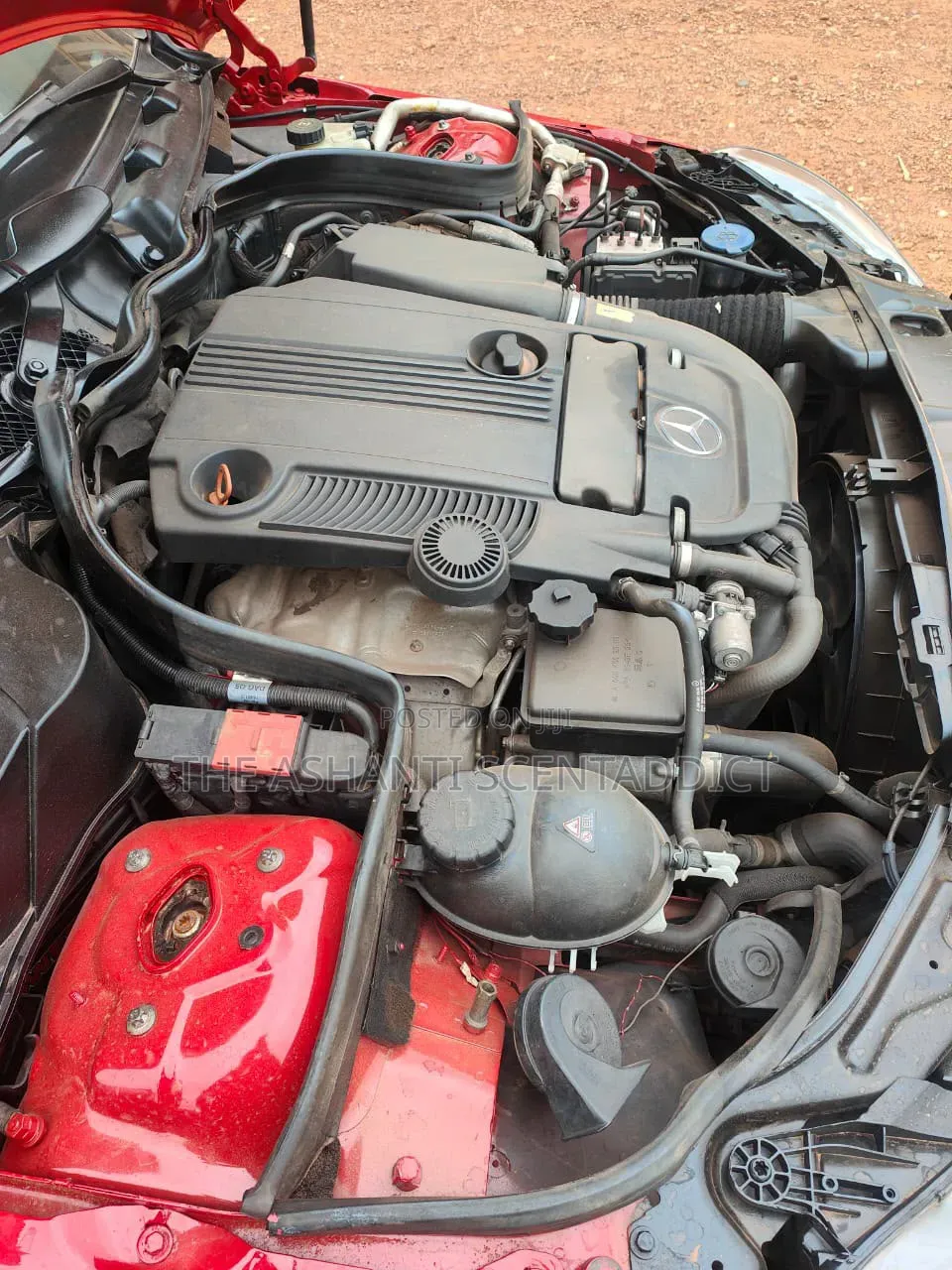 Mercedes-Benz C250 2014 Red