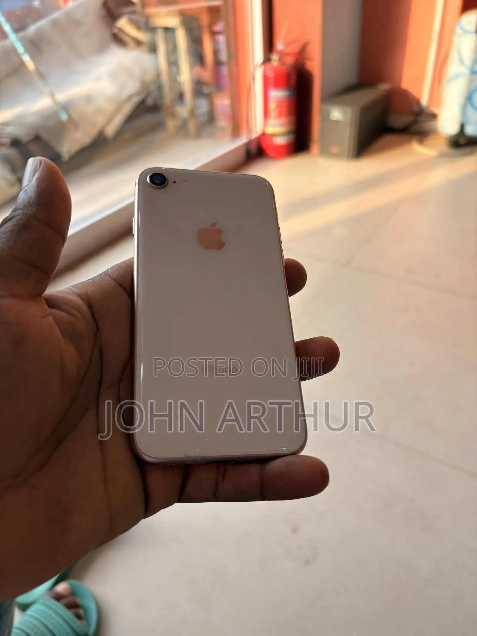 Apple iPhone 8 64 GB Gold