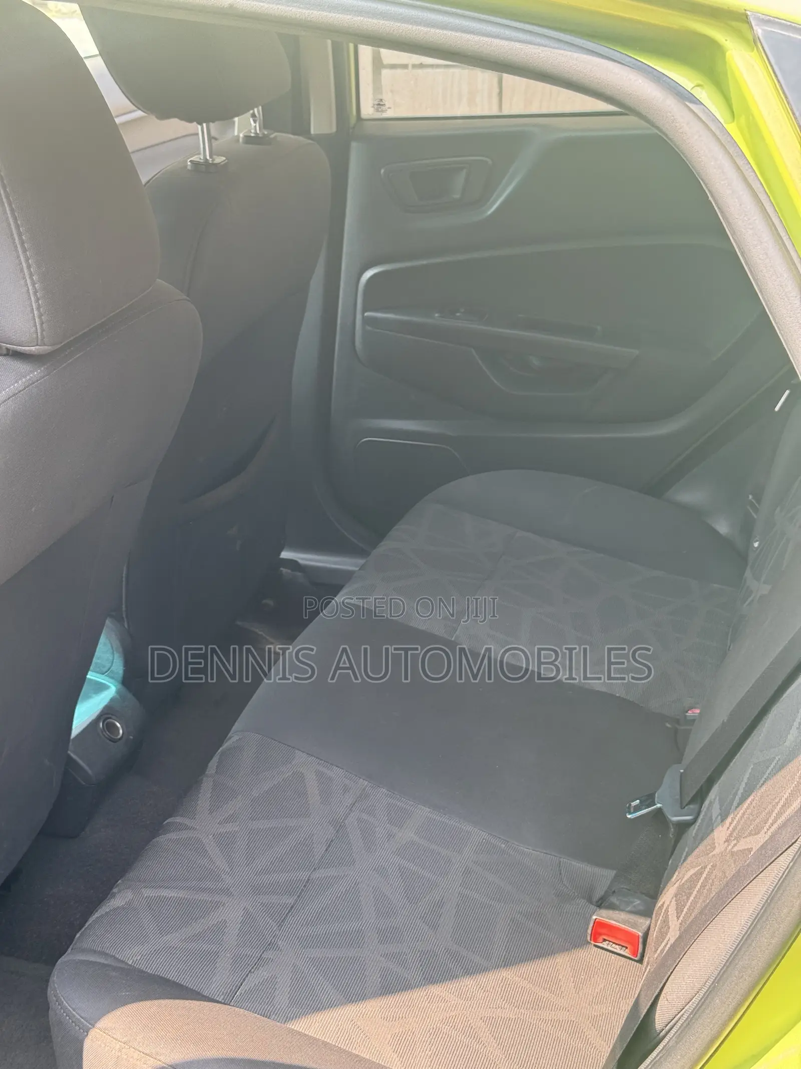 Ford Fiesta SE Sedan 2012 Green