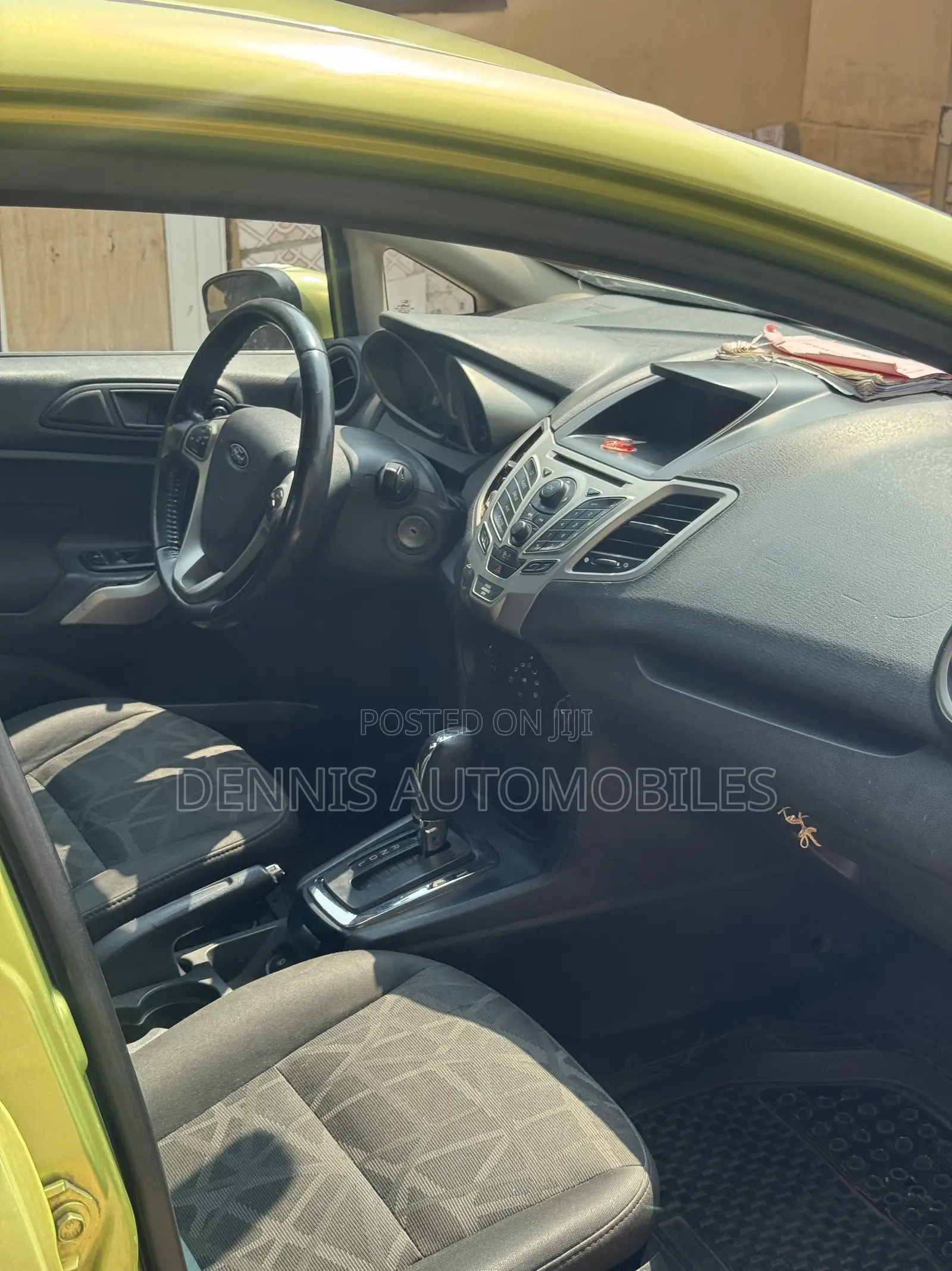 Ford Fiesta SE Sedan 2012 Green