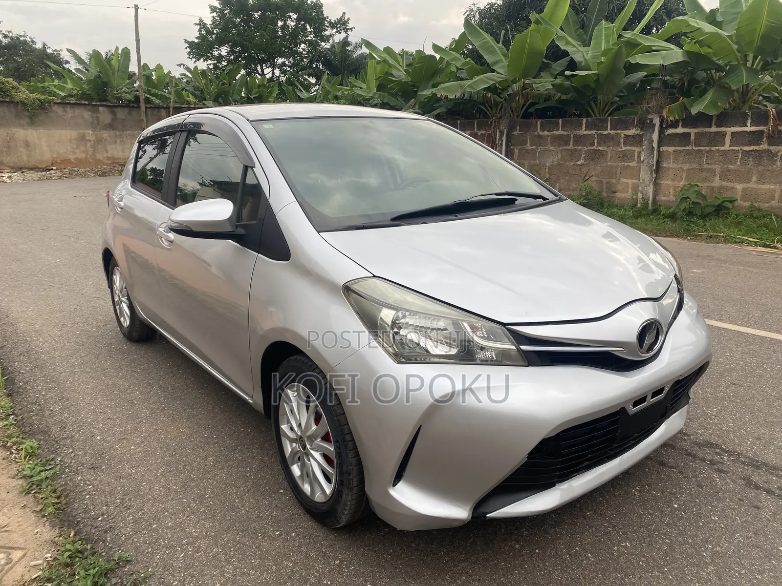 Toyota Vitz 1.3 AWD 5dr 2015 Silver