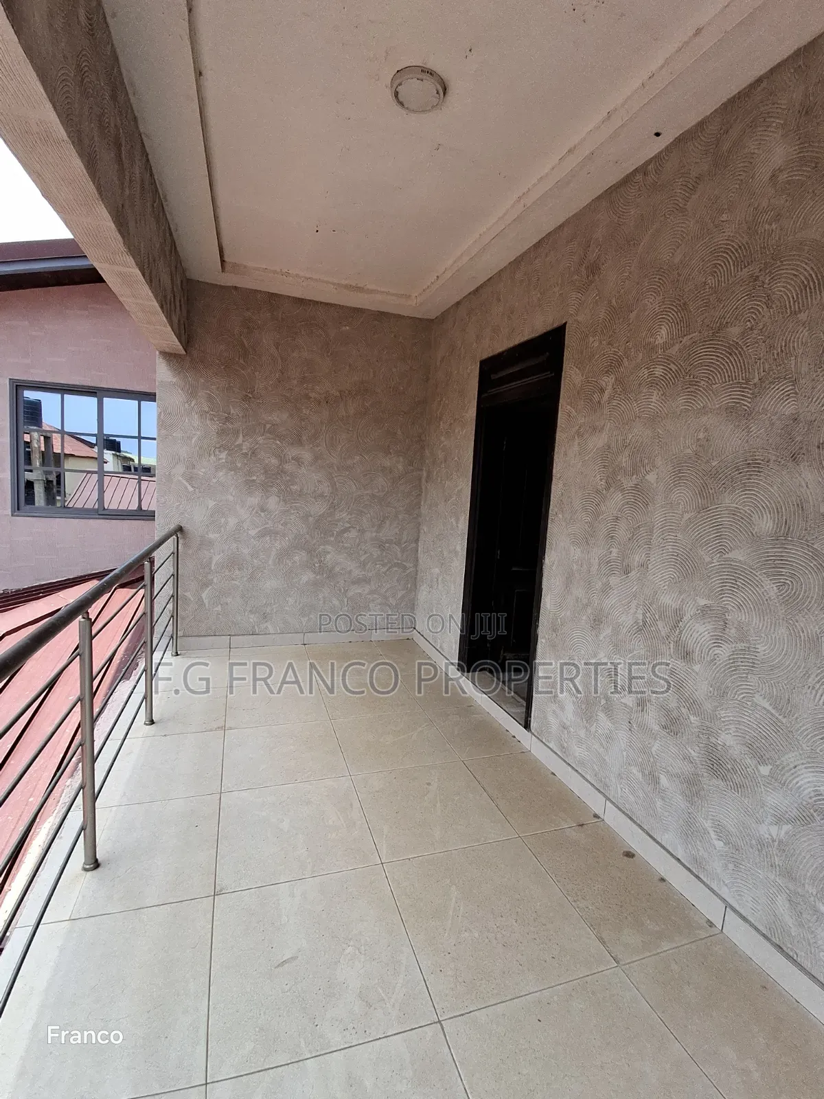 7bdrm House in Kg Franco Properties, Baatsona Total for rent
