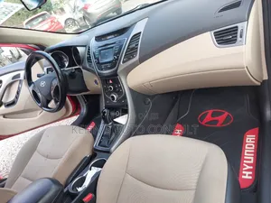 Hyundai Elantra 2013 Red