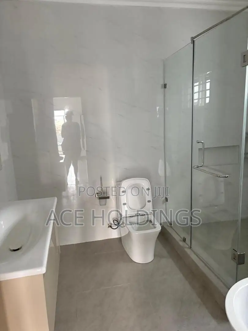 4bdrm House in Spintex for sale
