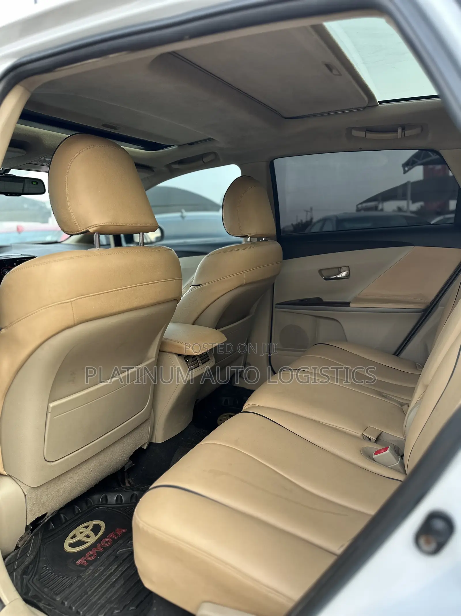 Toyota Venza Limited 2010 White