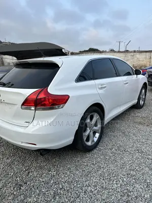 Toyota Venza Limited 2010 White