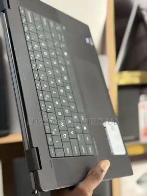 Laptop HP OmniBook X Flip 16" 16GB Intel Core Ultra 7 SSD 1T