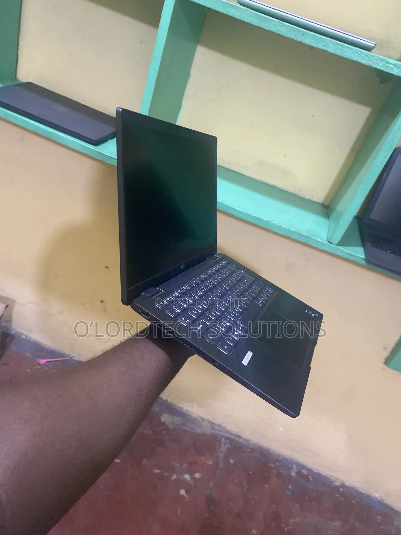 Laptop Dell Latitude 7420 32GB Intel Core i7 SSD 256GB