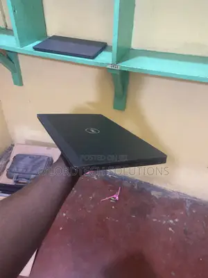 Laptop Dell Latitude 7420 32GB Intel Core i7 SSD 256GB