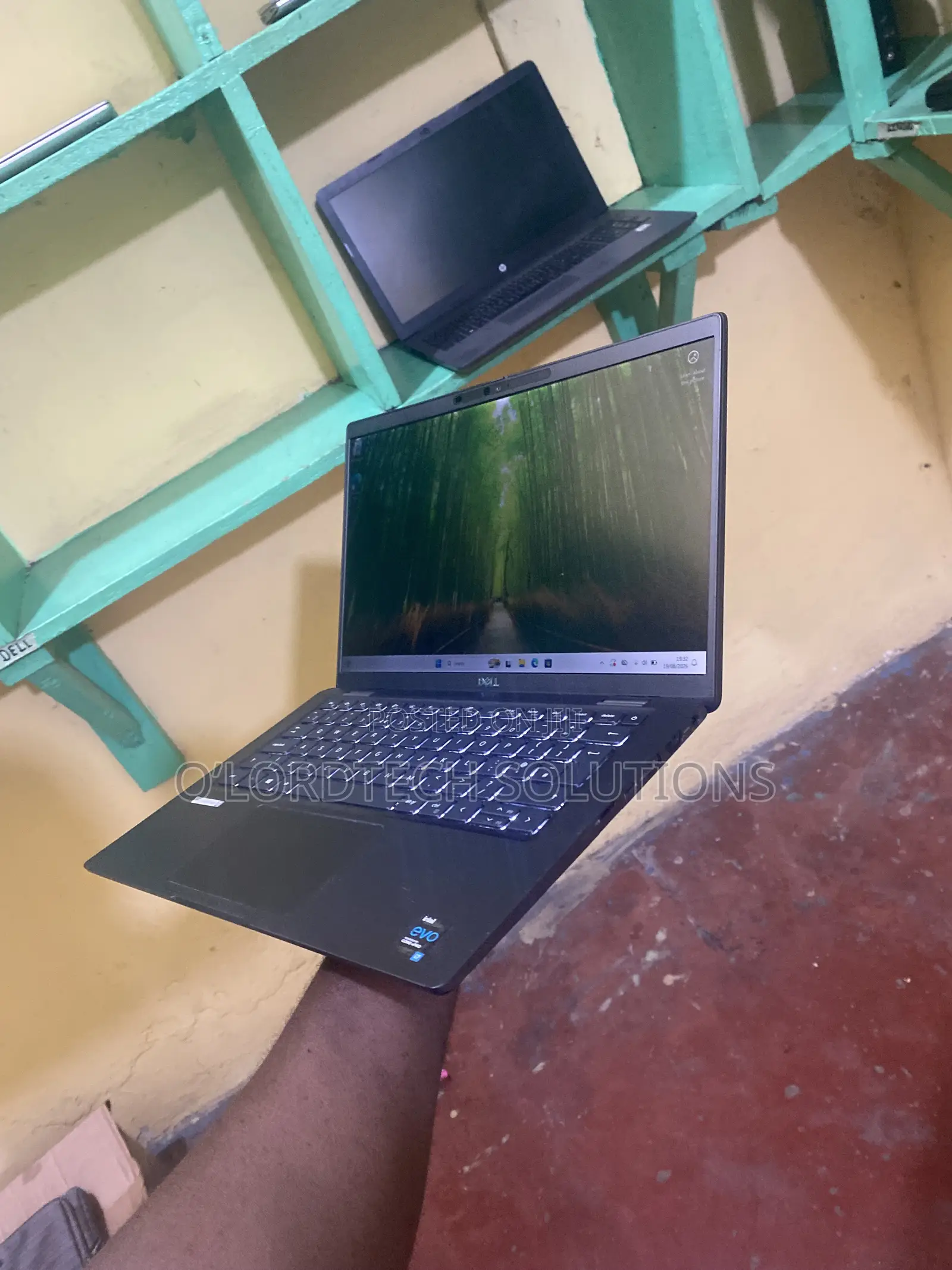 Laptop Dell Latitude 7420 32GB Intel Core i7 SSD 256GB