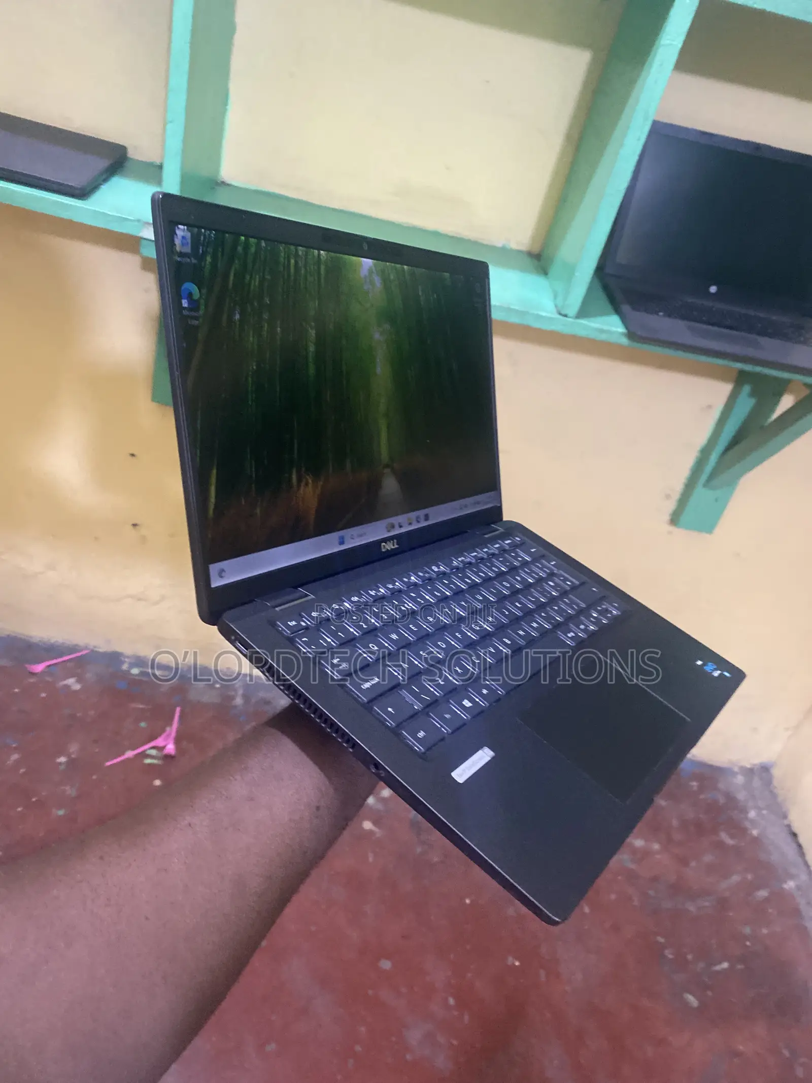 Laptop Dell Latitude 7420 32GB Intel Core i7 SSD 256GB