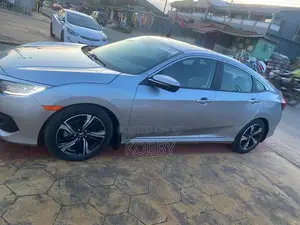 Honda Civic Touring Sedan 2018 Silver