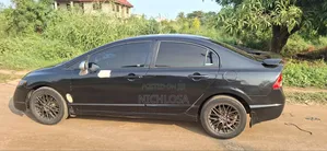 Honda Civic 1.8 5 Door Automatic 2010 Black