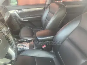 Kia Sorento 2011 Gray