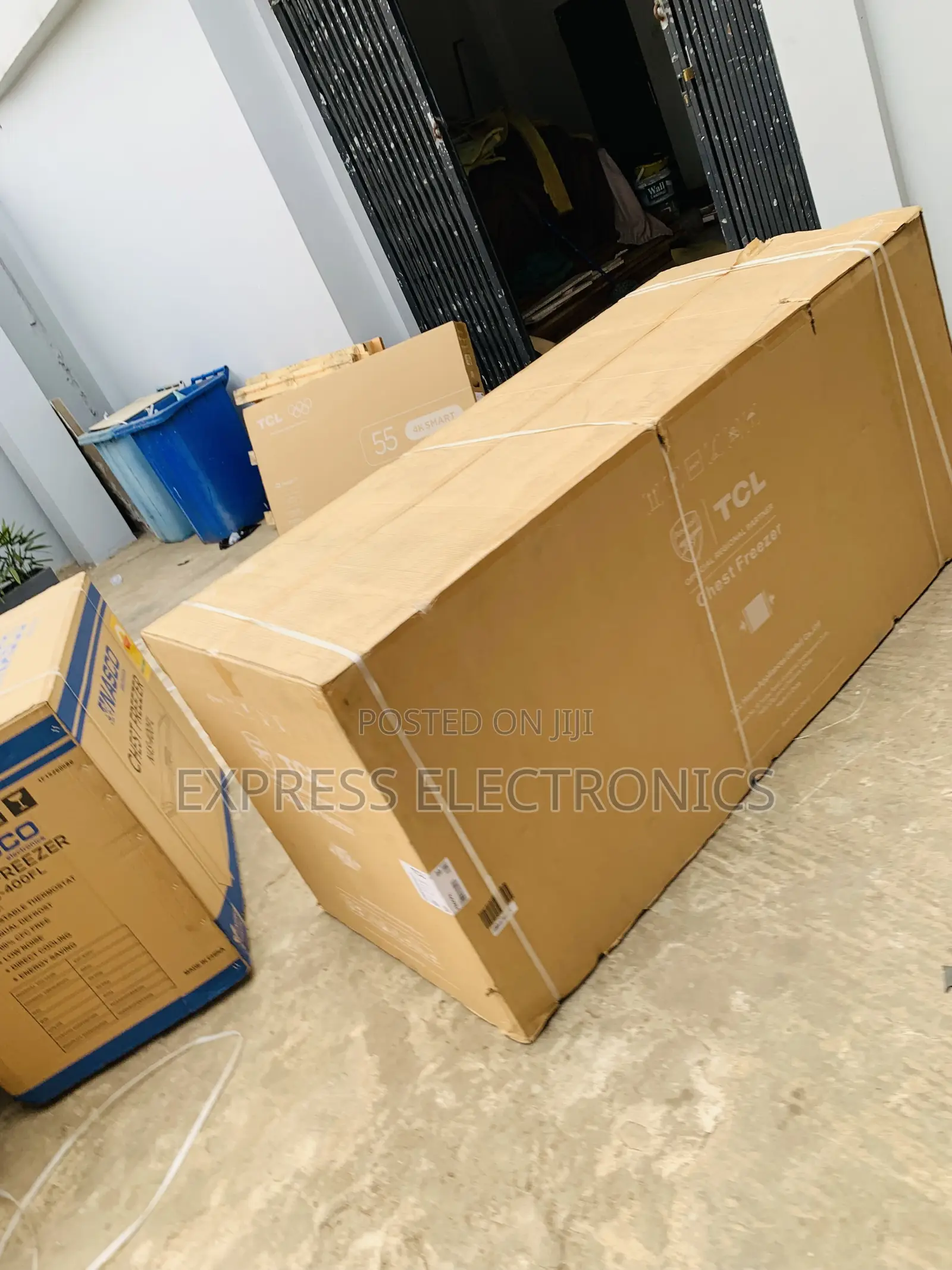 Hot  Deals on Double Door TCL 720 Liters Chest Freezer F920CFSL