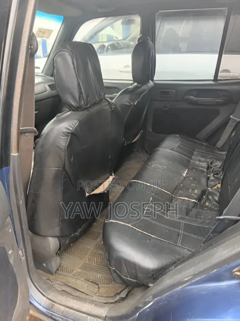 Toyota RAV4 2001 Blue
