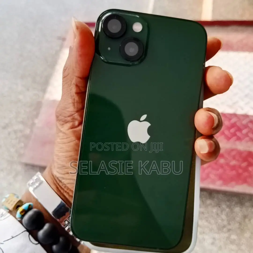 Apple iPhone 13 128 GB Green