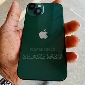 Apple iPhone 13 128 GB Green