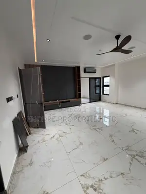 5bdrm House in Adjiriganor for sale