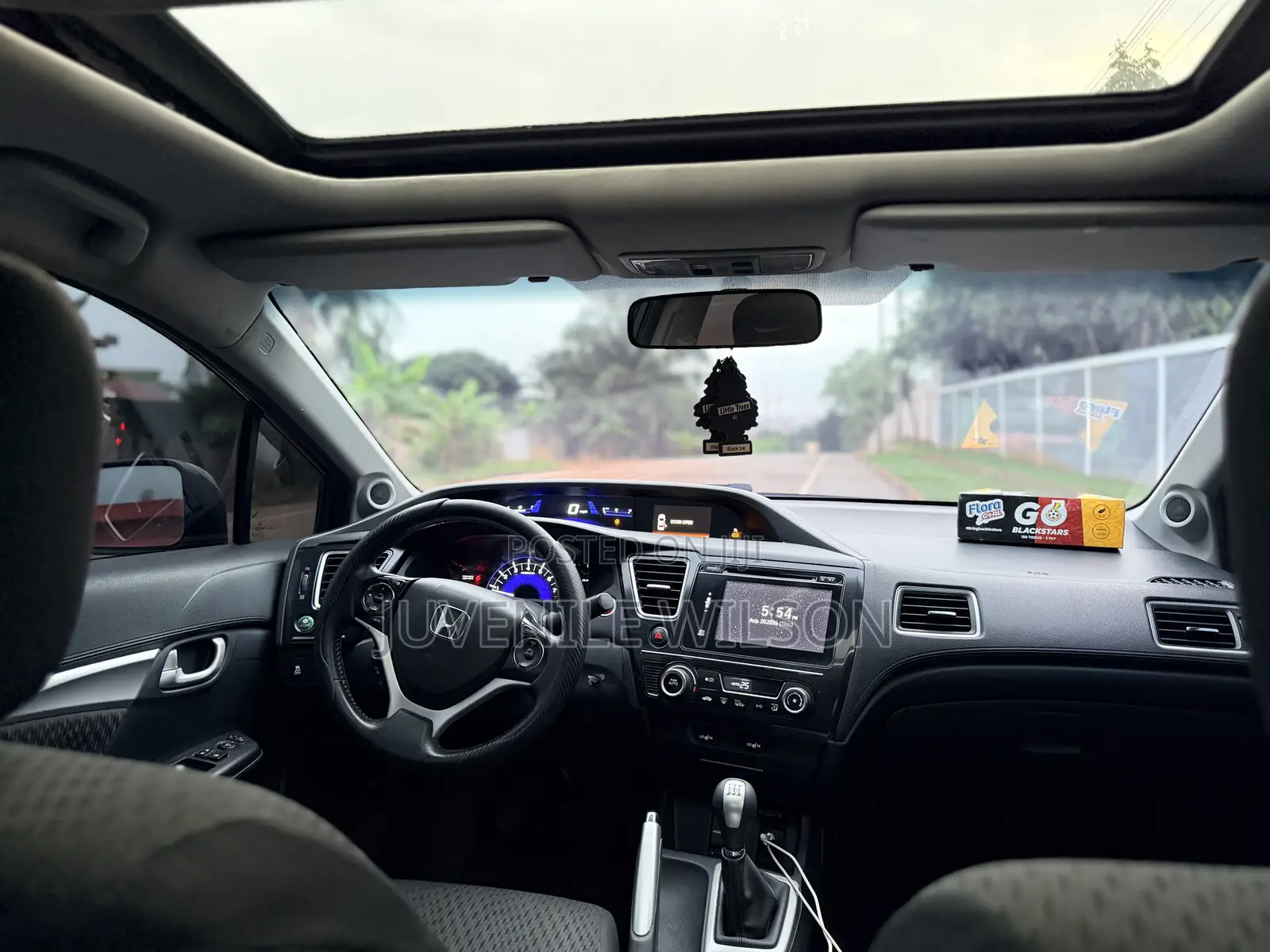 Honda Civic LX 4dr Sedan (1.8L 4cyl 5M) 2015 Gray