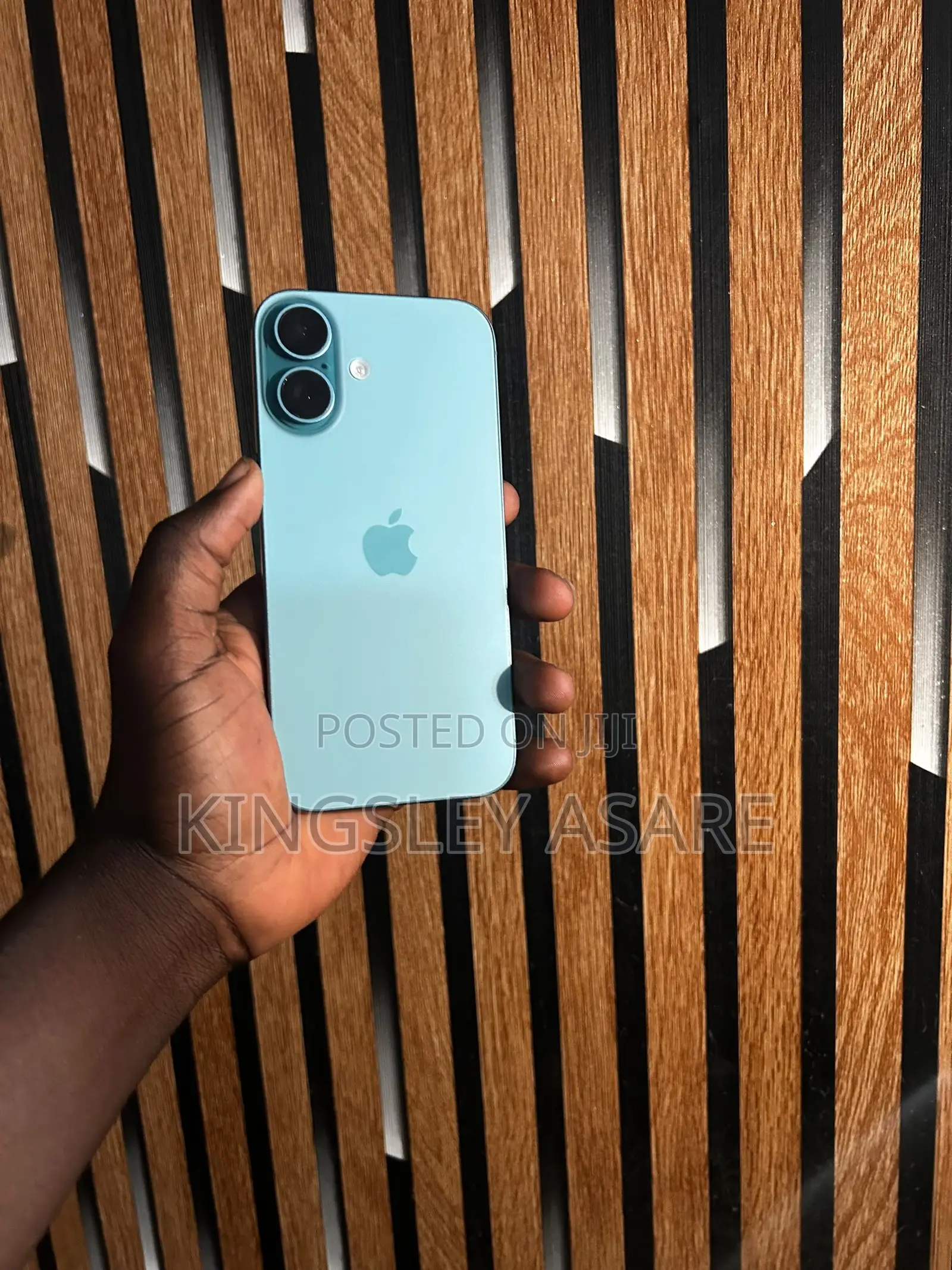 Apple iPhone 16 128 GB Green