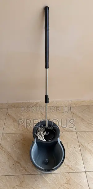 360° Spin Mop Bucket Set With Wringer