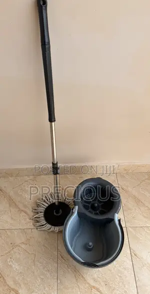 360° Spin Mop Bucket Set With Wringer