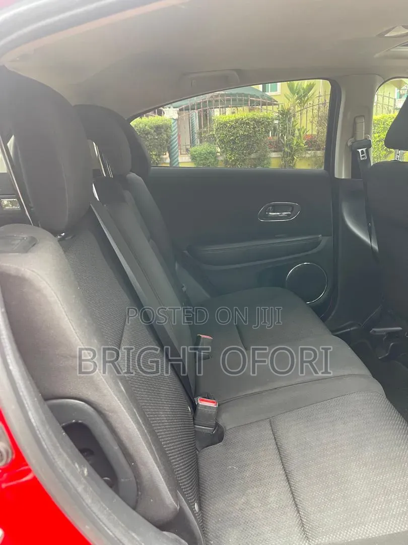 Honda HR-V 4dr SUV (1.5L 4cyl CVT) 2016 Red