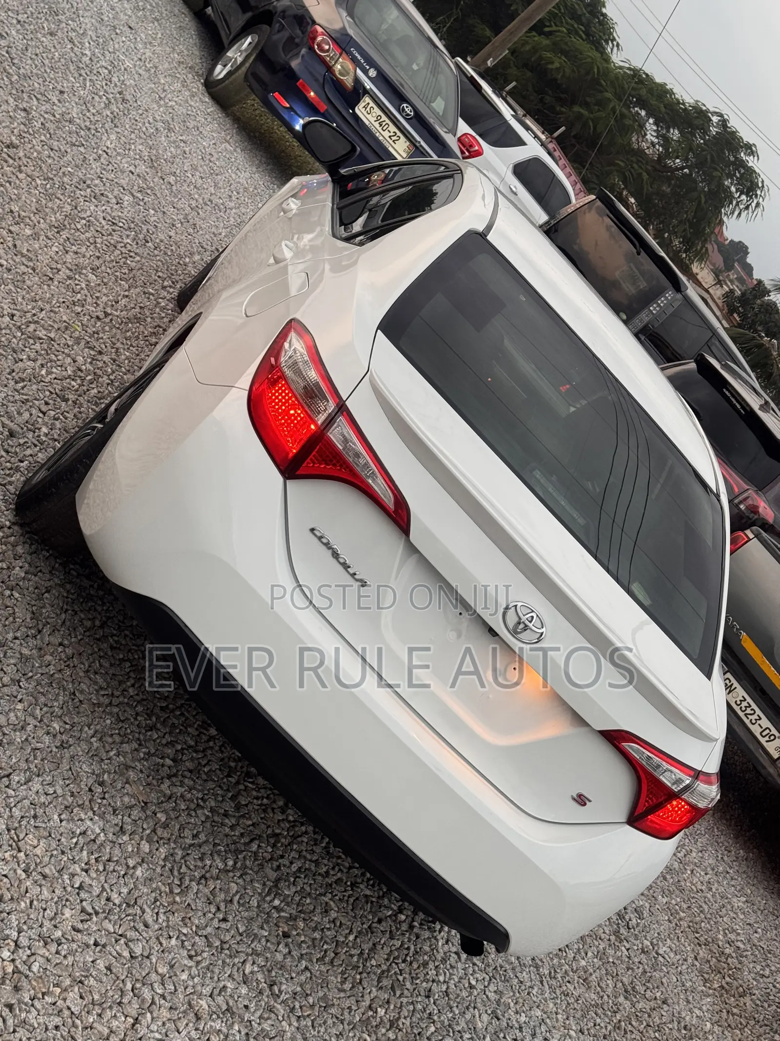 Toyota Corolla S Plus 4dr Sedan (1.8L 4cyl 6M) 2015 White