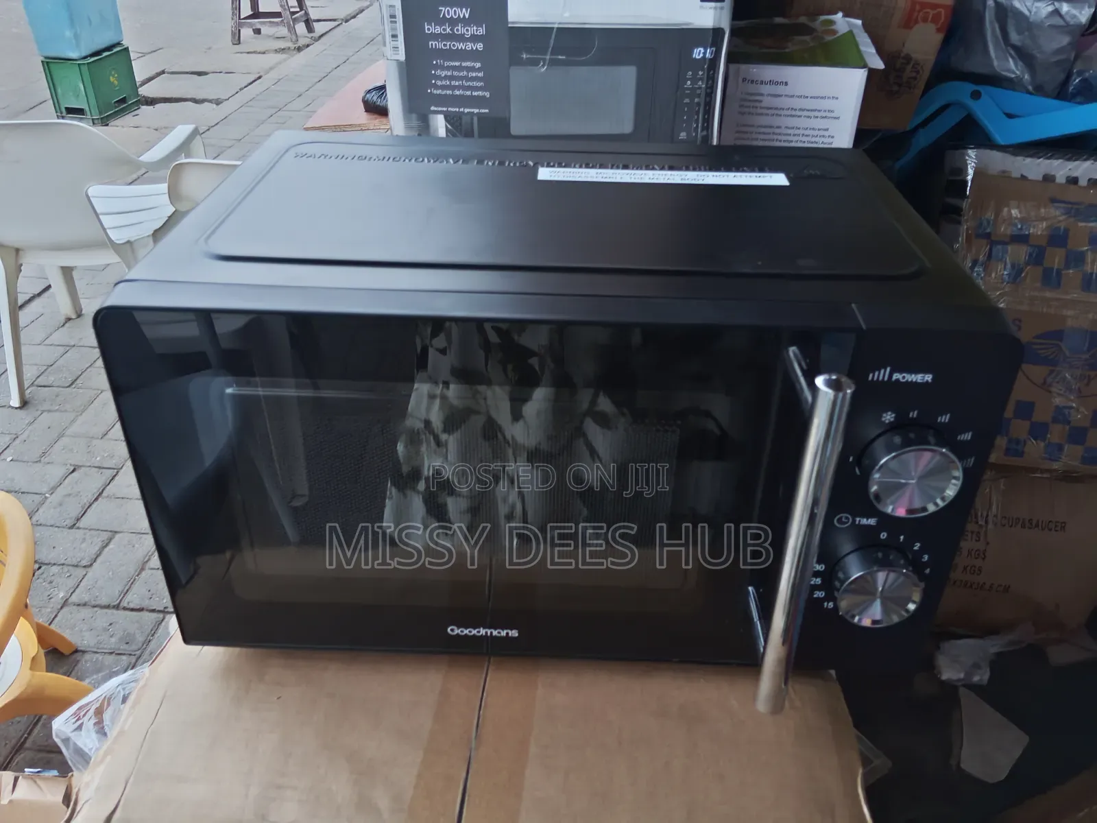Goodmans 20L Manual Microwave - Black