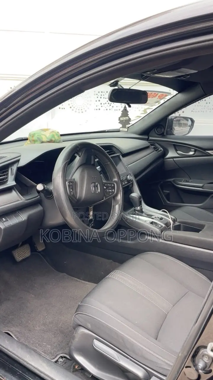 Honda Civic EX 4dr Hatchback (1.5L 4cyl) 2017 Black