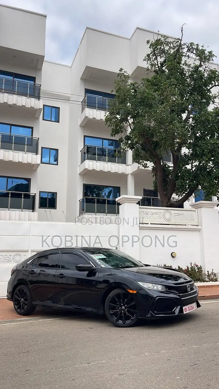 Honda Civic EX 4dr Hatchback (1.5L 4cyl) 2017 Black