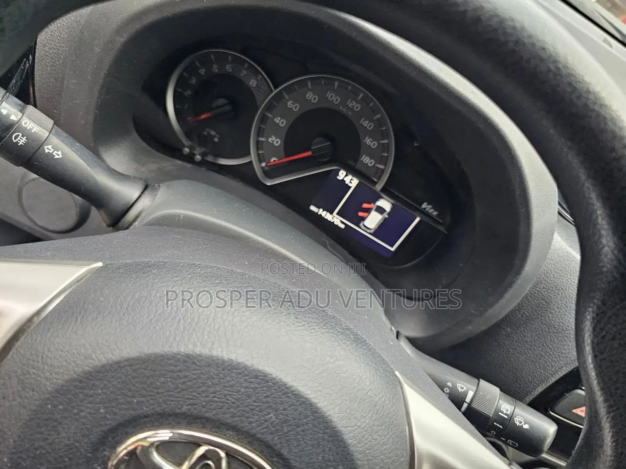 Toyota Vitz 1.3 FWD 5dr 2014 Silver