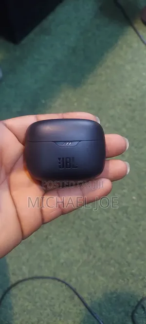 JBL Tune245nc TWS