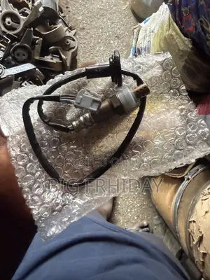 Toyota Corolla Highlander Camry Oxygen Sensor Top and Down