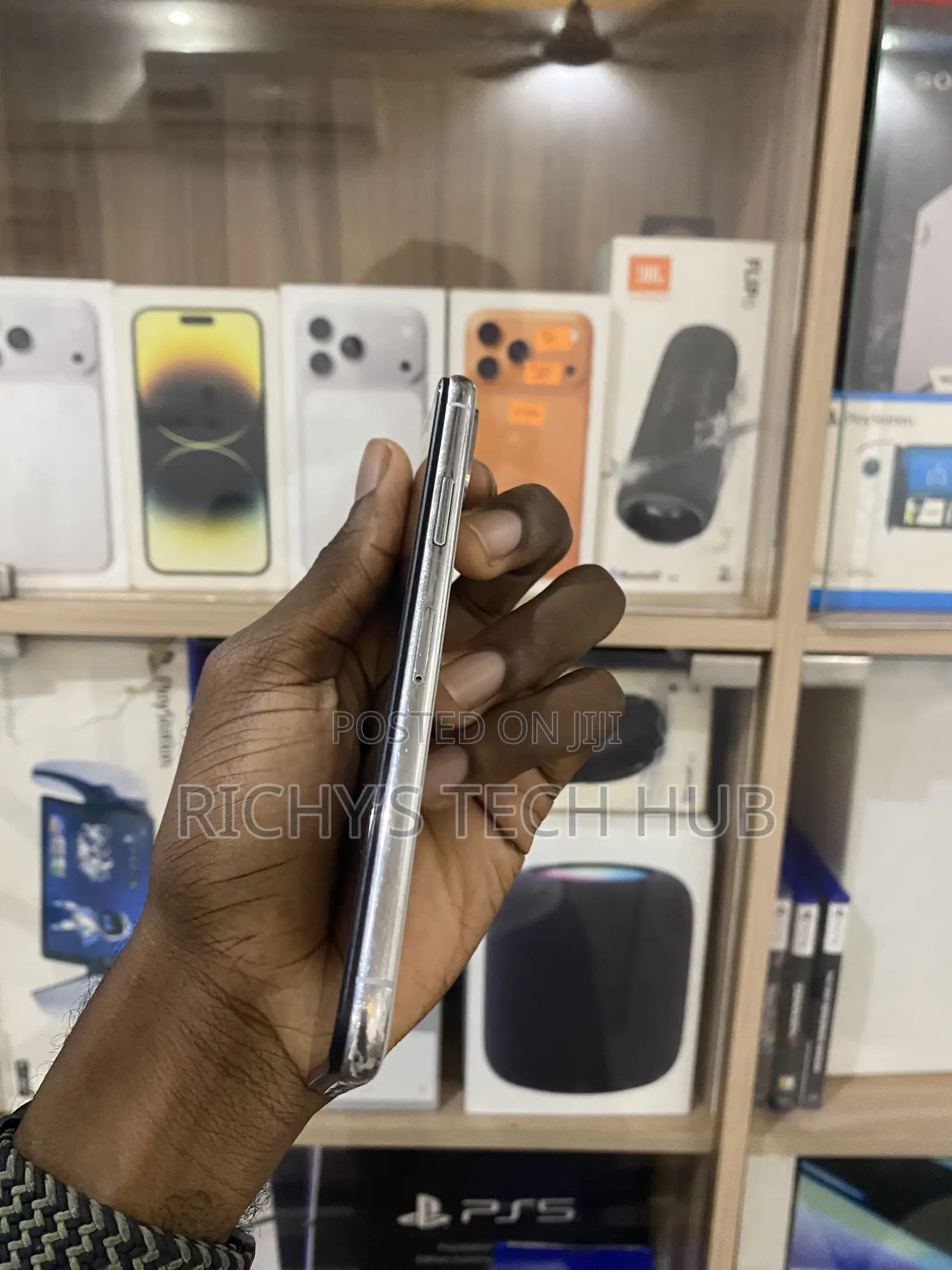 Apple iPhone X 256 GB White