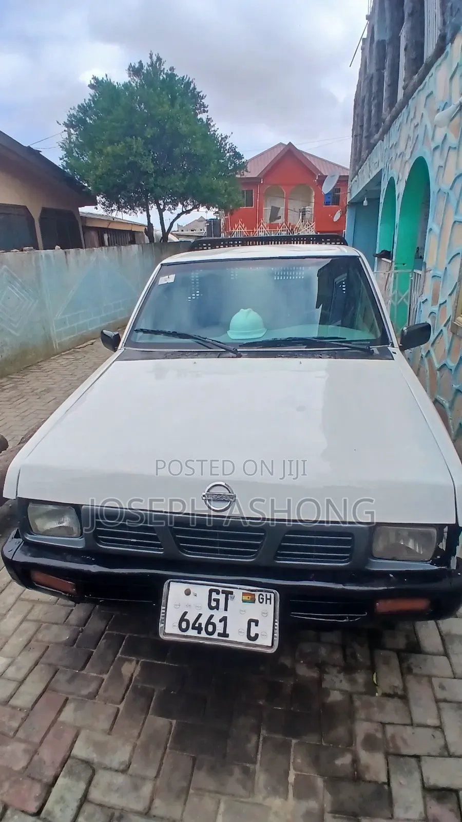 Nissan Hardbody 1990 White