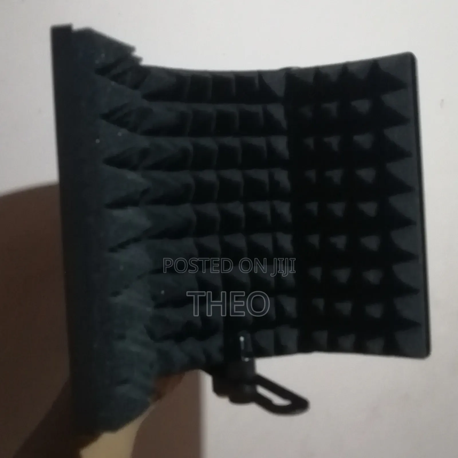Microphone Isolated Shield