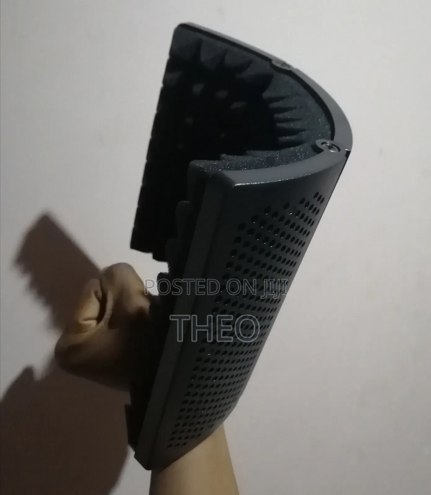 Microphone Isolated Shield